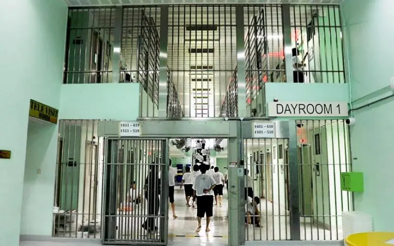 真实记录，我在新加坡受鞭刑的全过程！要向执行官说“谢谢”