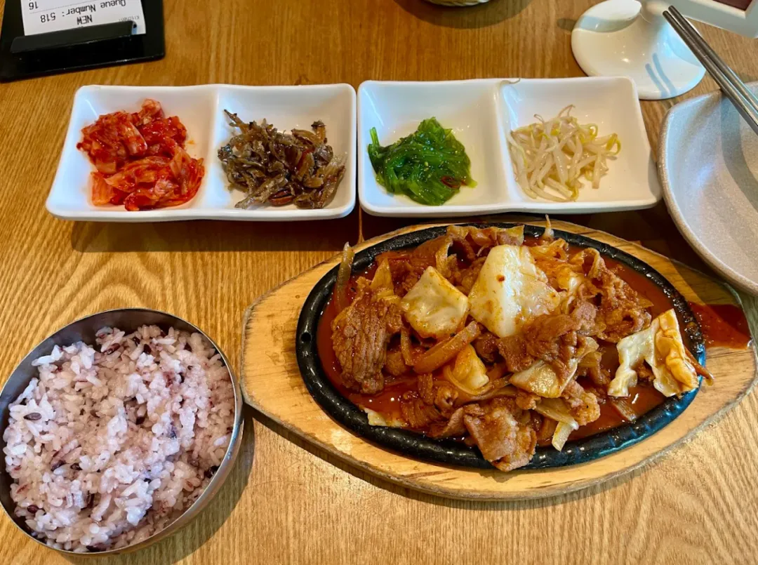 新加坡CBD的7个平日晚餐优惠！20新元以下的美食和饮品推荐