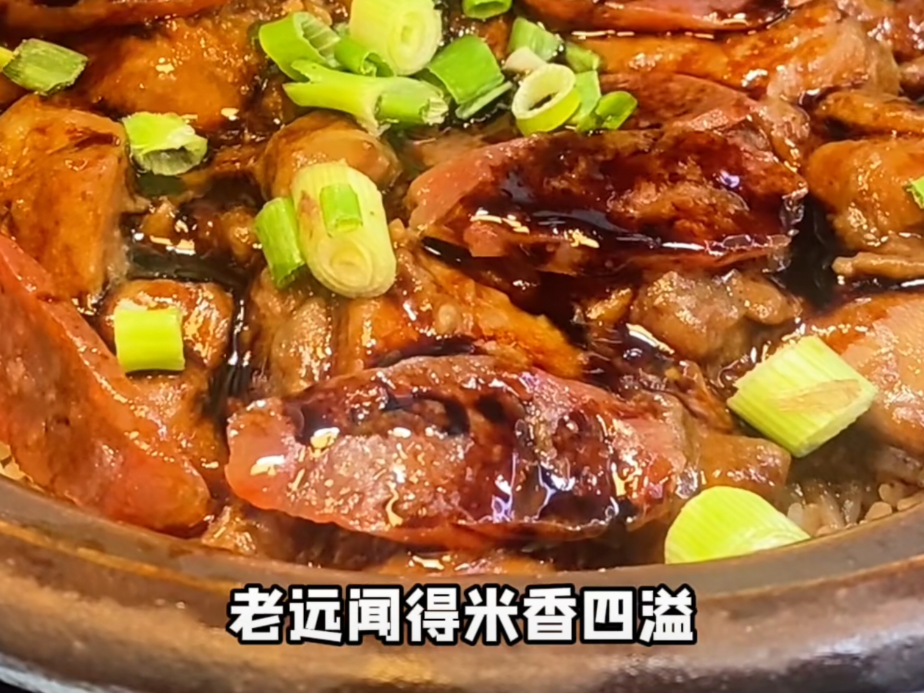 【小热原创】快来新加坡宏茂桥大牌443组屋咖啡店咖啡嫂（kopi soh），好便宜！ kopi soh水档，6.19-6.30期间，凭此video到水档5毛喝热饮 旺记传统沙煲鸡饭 人均8++  荣记海鲜鱼头炉 人均10++  ，周一到五螃蟹offer两只55 顺兴虾面