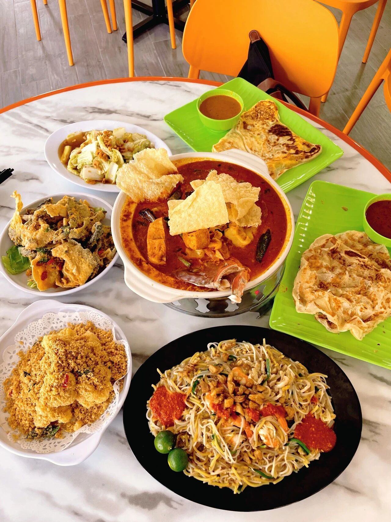 新加坡这是什么神仙食阁？！美食平价风景好！8家档口人气高到爆~