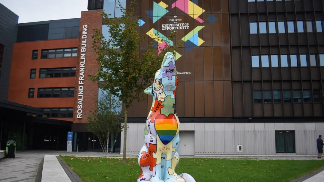 新加坡就读仅需1.9万！一年拿下英国大学硕士学历！