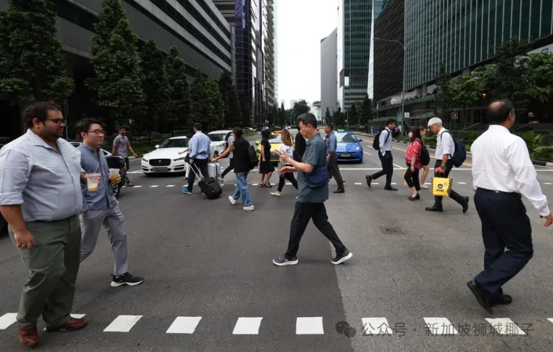 年轻人的三重暴击：不生娃、不好找工作、被AI取代