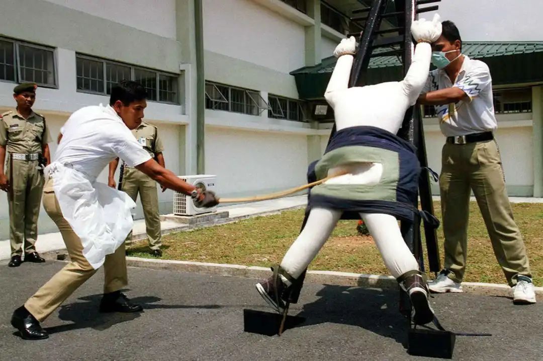 鞭刑是對嚴刑制度的嚮往？新馬的實踐概況| 陳洸銘| 鳴人堂