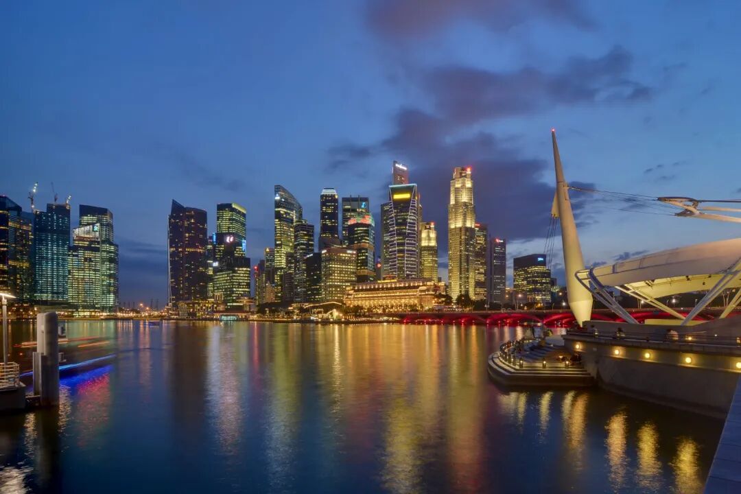 File:Singapore CBD skyline from Esplanade at dusk.jpg - 维基百科 ...